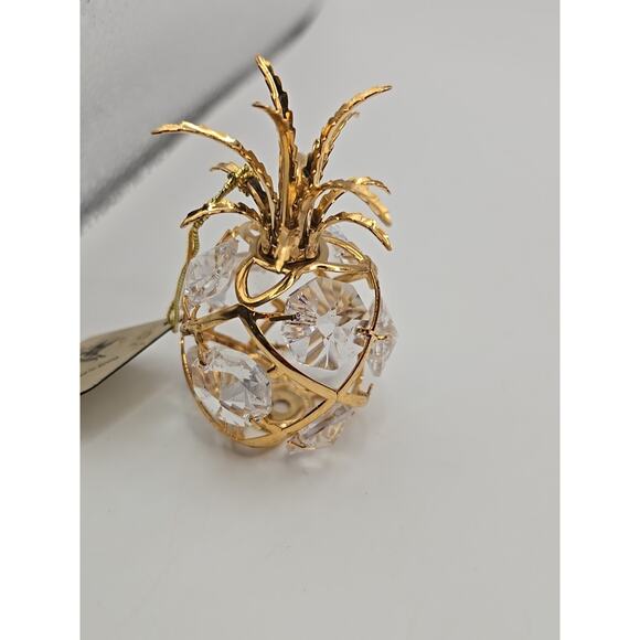 PINEAPPLE~24K GOLD PLATED FIGURINE MADE WITH SWAROVSKI CRYSTAL ELEMENTS~NEW - Picture 5 of 5
